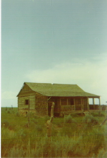 Johnny and Ruthie Miracle homestead cabin